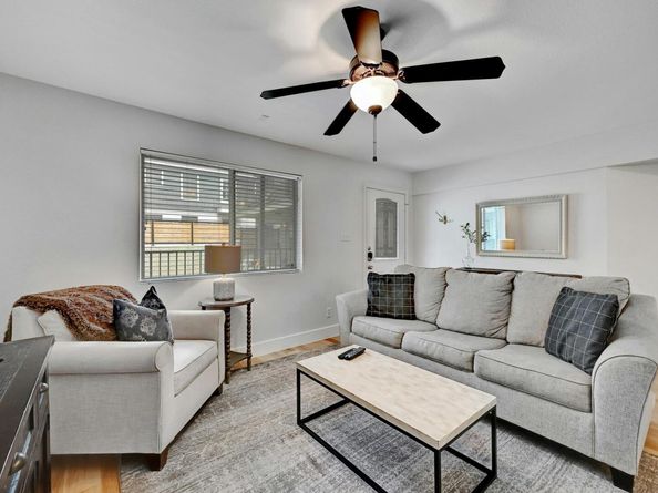 1307 Norwalk LN 104, Austin TX 78703