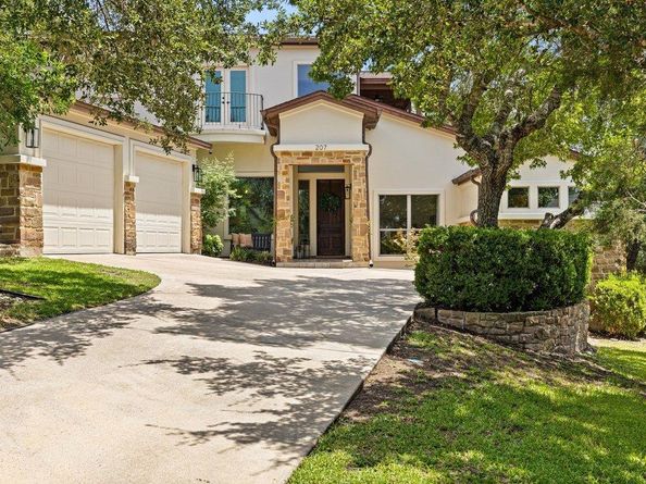 207 Spellbrook LN, Lakeway TX 78734