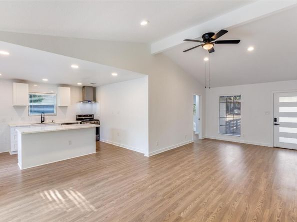 1107 Chesapeake DR, Austin TX 78758