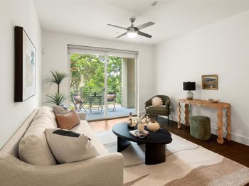 2804 Treble LN