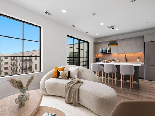 4315 S Congress Ave 224, Austin TX 78745