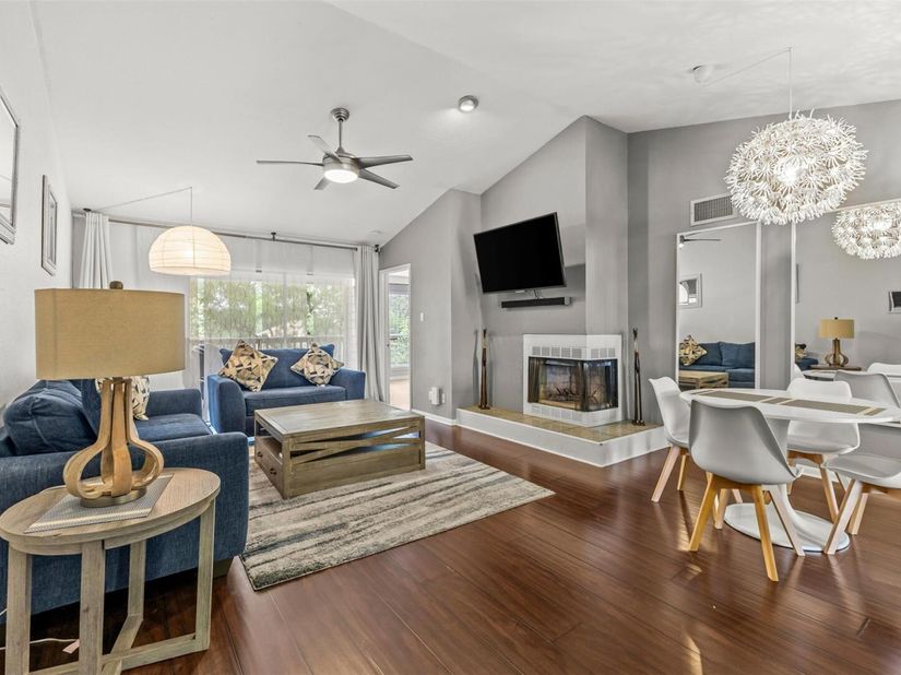 2450 Wickersham LN 1606, Austin TX 78741