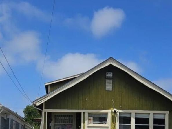 960 62nd Street, Oakland CA 94608