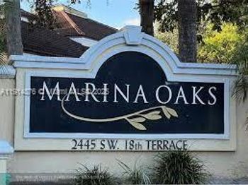 2445 SW 18th Terrace