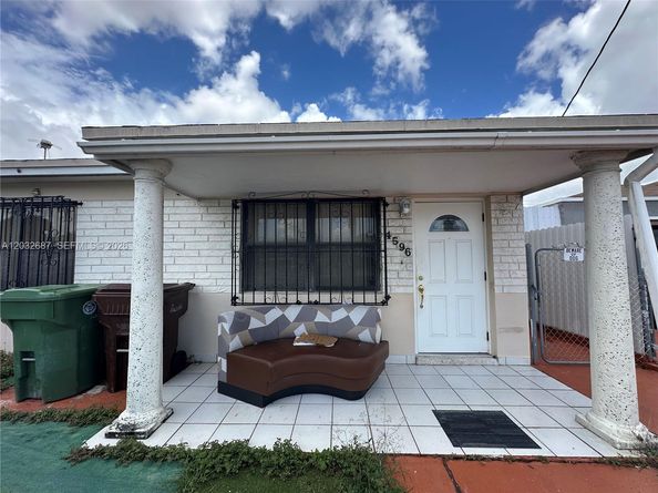 4596 E 8th Court, Hialeah FL 33013