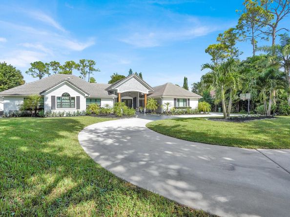 13825 Greentree Trail, Wellington FL 33414