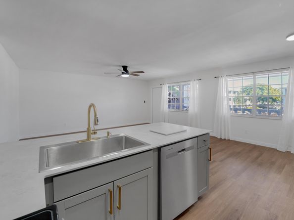 5203 NE 24th Terrace B207, Fort Lauderdale FL 33308