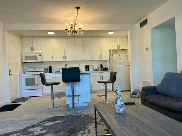 1821 NE 62nd Street 411, Fort Lauderdale FL 33308