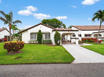 5707 Parkwalk Circle E