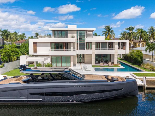 10 Pelican Dr, Fort Lauderdale FL 33301