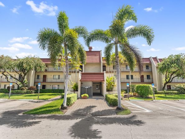 4489 Luxemburg Court 306, Lake Worth FL 33467