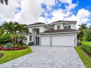 6379 Avalon Pointe Court