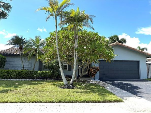 105 Orchard Ridge Ln, Boca Raton FL 33431