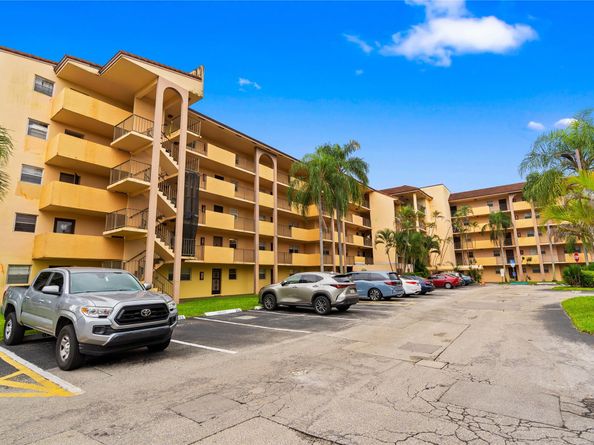 3955 N Nob Hill Rd 307, Sunrise FL 33351