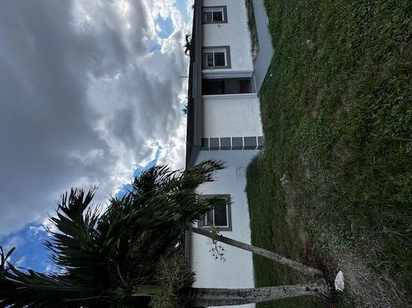 960 NW 34th Terrace, Lauderhill FL 33311