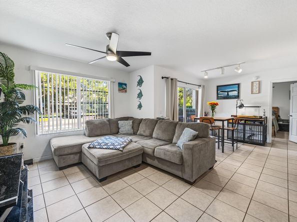 4115 San Marino Boulevard 107, West Palm Beach FL 33409