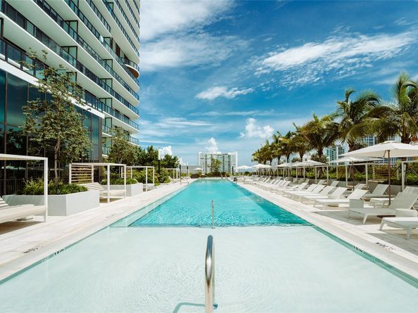 580 72nd St 1413, Miami Beach FL 33141