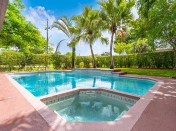 3981 NW 81st Terrace