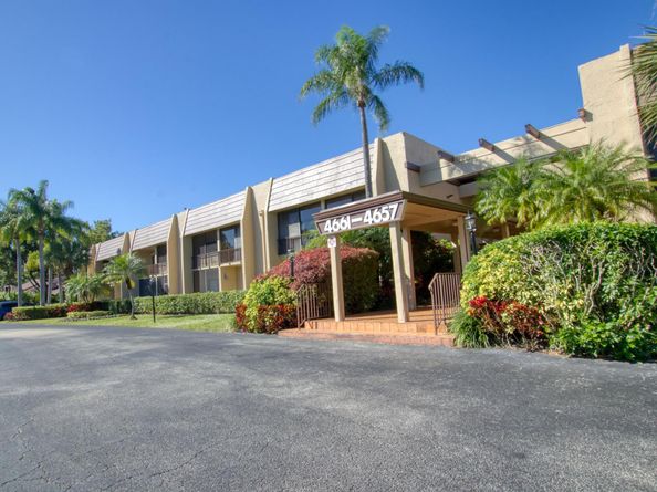 4661 Fountains Drive S 211, Lake Worth FL 33467