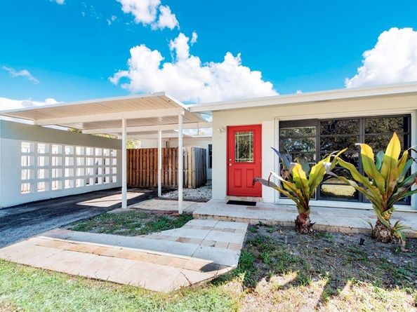 2380 NE 8th Ave, Pompano Beach FL 33064