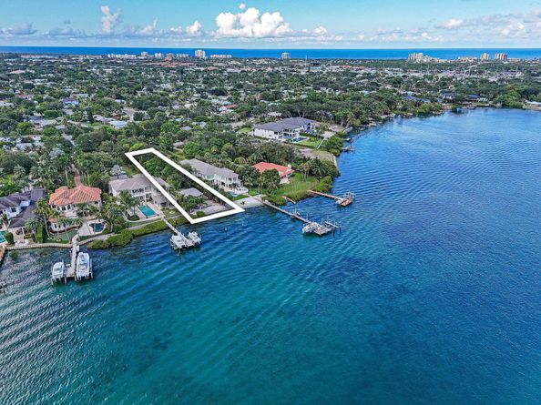 114 W Riverside Drive, Jupiter FL 33469