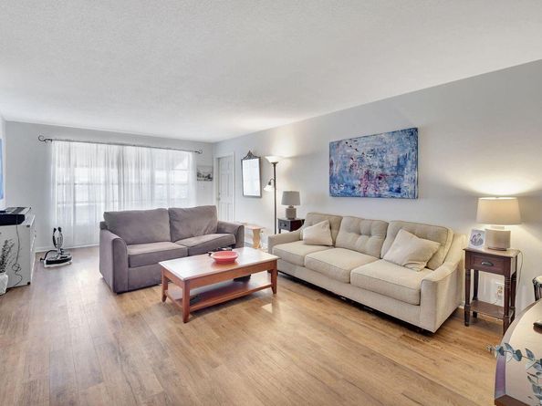 170 High Point Terrace E Apt B, Delray Beach FL 33445