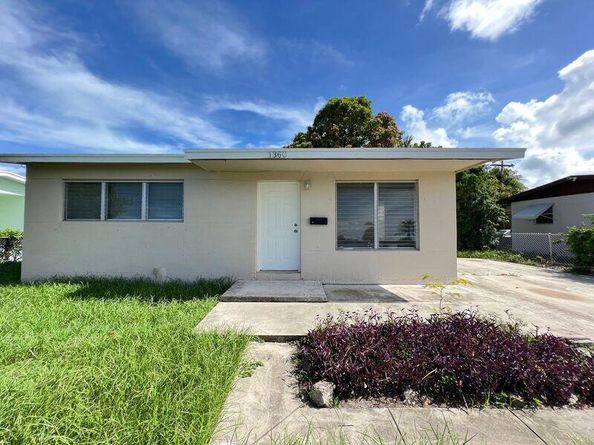 1360 10th Street, West Palm Beach FL 33401