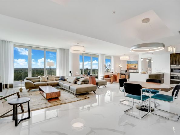 1180 N Federal Hwy 1203, Fort Lauderdale FL 33304