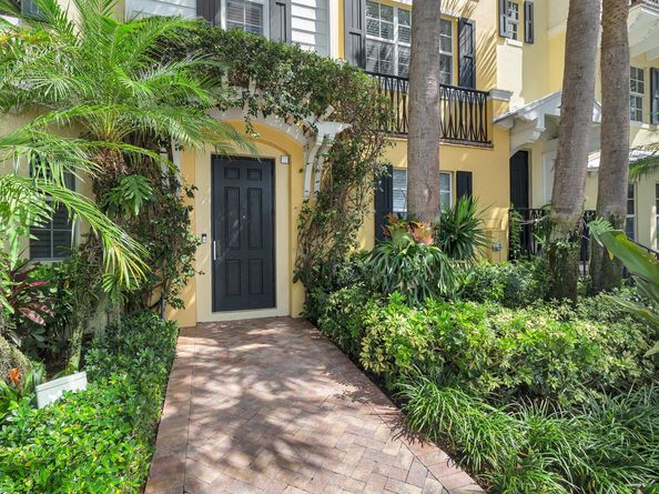 307 Flamingo Drive, West Palm Beach FL 33401