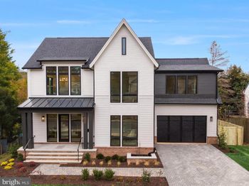 809 N Kenmore Street