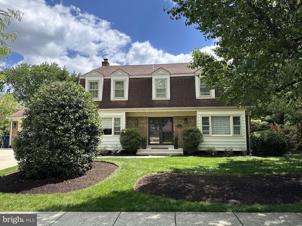 2107 Marlboro Drive, Alexandria VA 22304