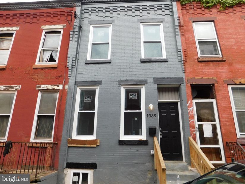 1339 W Seltzer Street, Philadelphia PA 19132