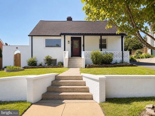 6813 Chestnut Avenue, Falls Church VA 22042