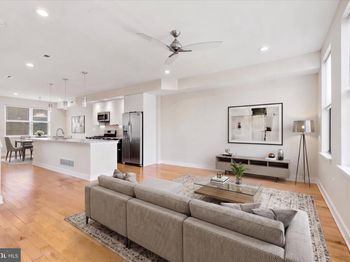 1320 Annin Street