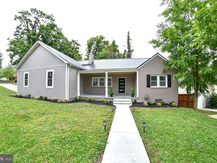3704 Suitland Road SE, Washington DC 20020