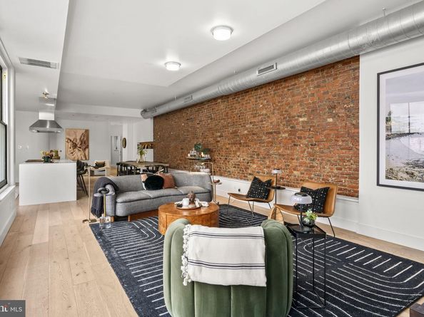 1606 Chestnut Street 4, Philadelphia PA 19103