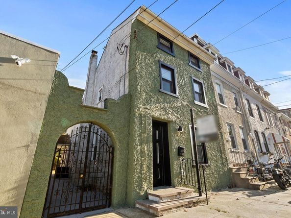 481 Conarroe Street, Philadelphia PA 19128