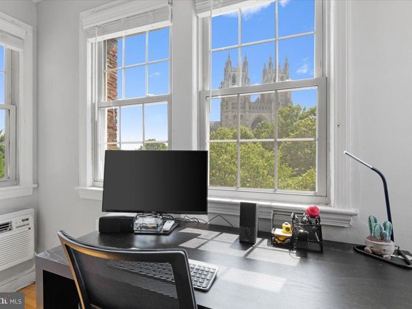 3028 Wisconsin Avenue NW APT402, Washington DC 20016