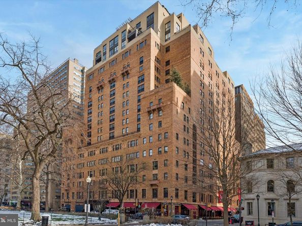 219 S 18TH Street 902, Philadelphia PA 19103