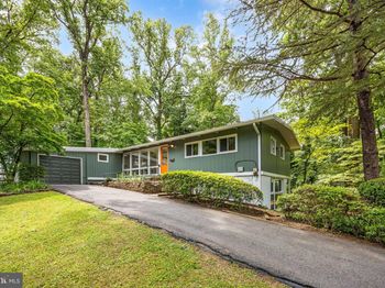 3419 Fiddlers Green