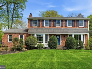 647 Fernfield Circle