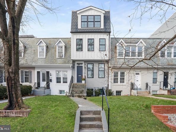 3719 R Street NW, Washington DC 20007