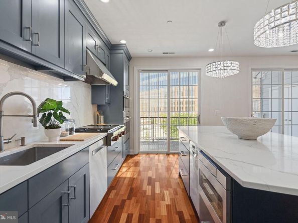 406 Regatta Drive, Philadelphia PA 19146