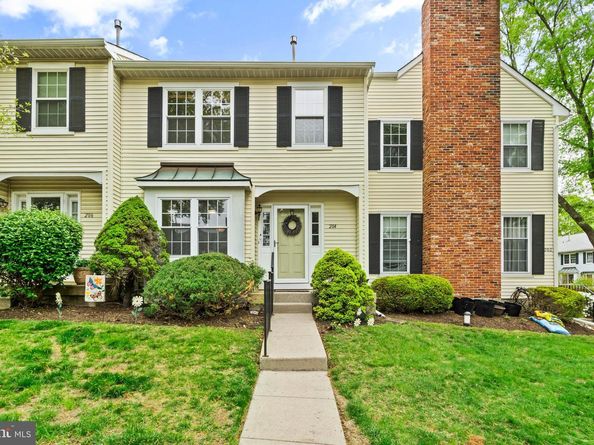 204 Liberty Drive, Langhorne PA 19047
