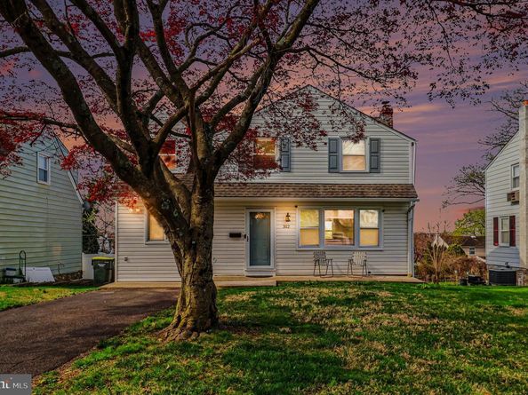 312 Woodlawn Avenue, Willow Grove PA 19090
