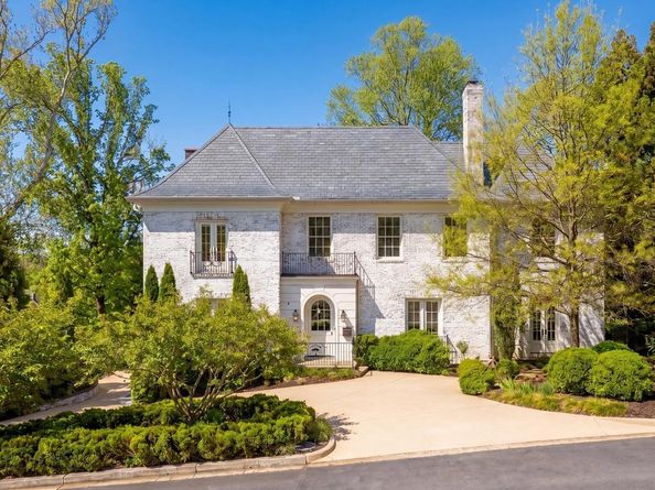 2101 Foxhall Road NW, Washington DC 20007