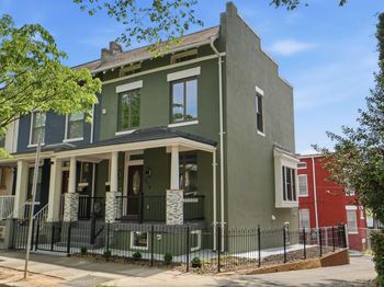 518 Columbia Road NW
