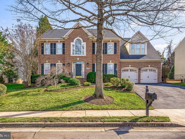 47787 Brawner Place, Sterling VA 20165