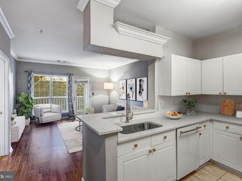 4560 Strutfield Lane