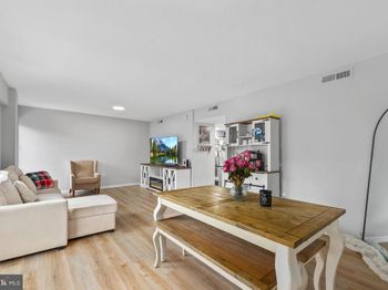 1300 Army Navy Drive